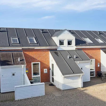 Summer House On Beautiful Romo! Apartmán Sønderby